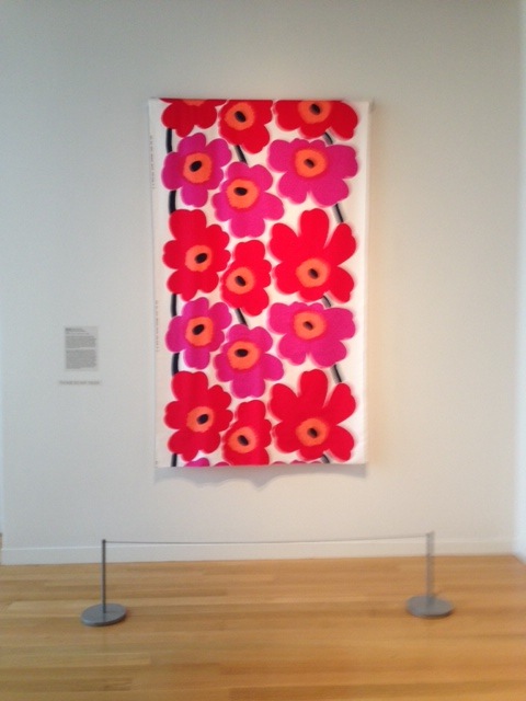 This poppy painting really POPS!